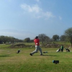 Día de Golf en Allende